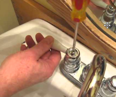 Causes Of Bathtub Faucet Leaking After Turned Off How To fix